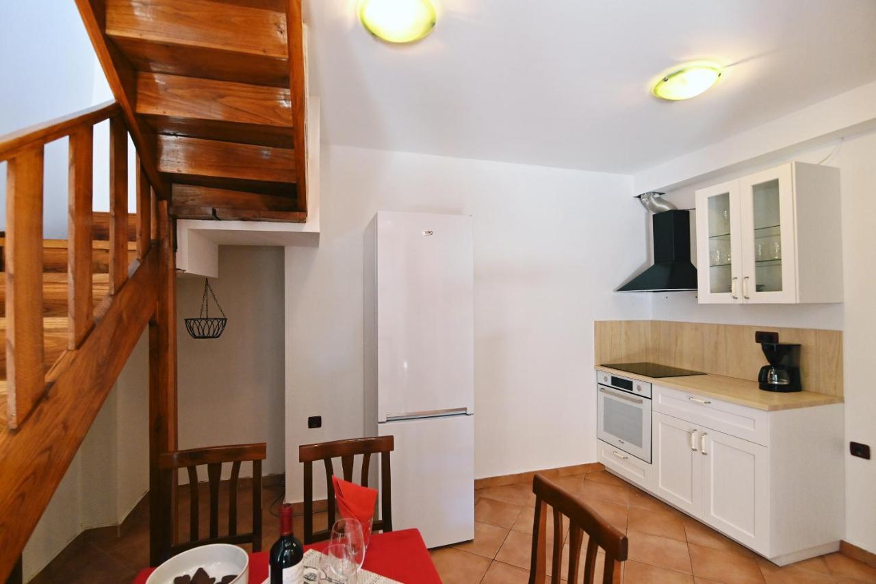 Villa Privatna Kuca Krimeja Rijeka Exterior foto