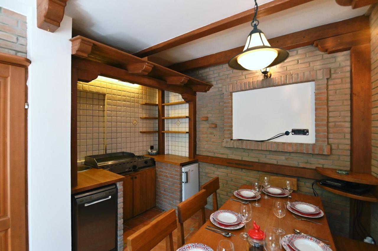 Villa Privatna Kuca Krimeja Rijeka Exterior foto