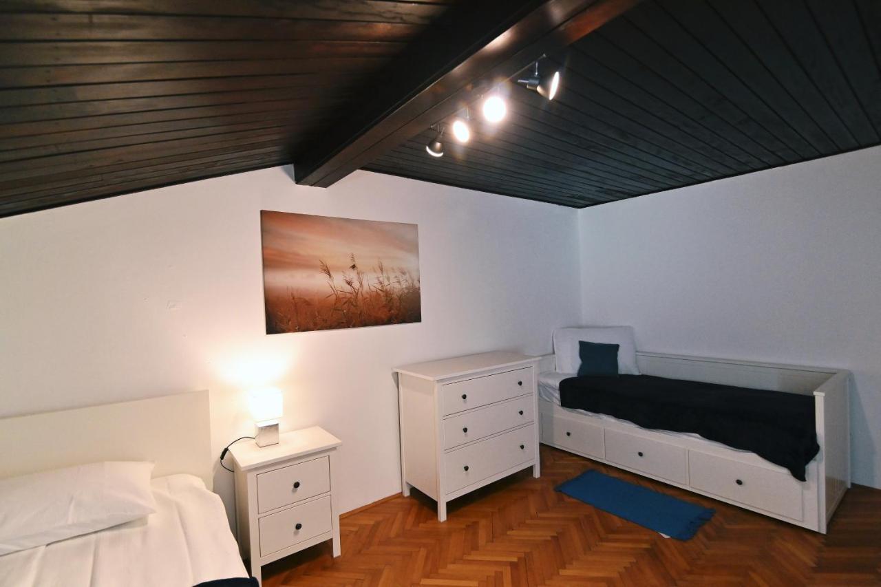 Villa Privatna Kuca Krimeja Rijeka Exterior foto